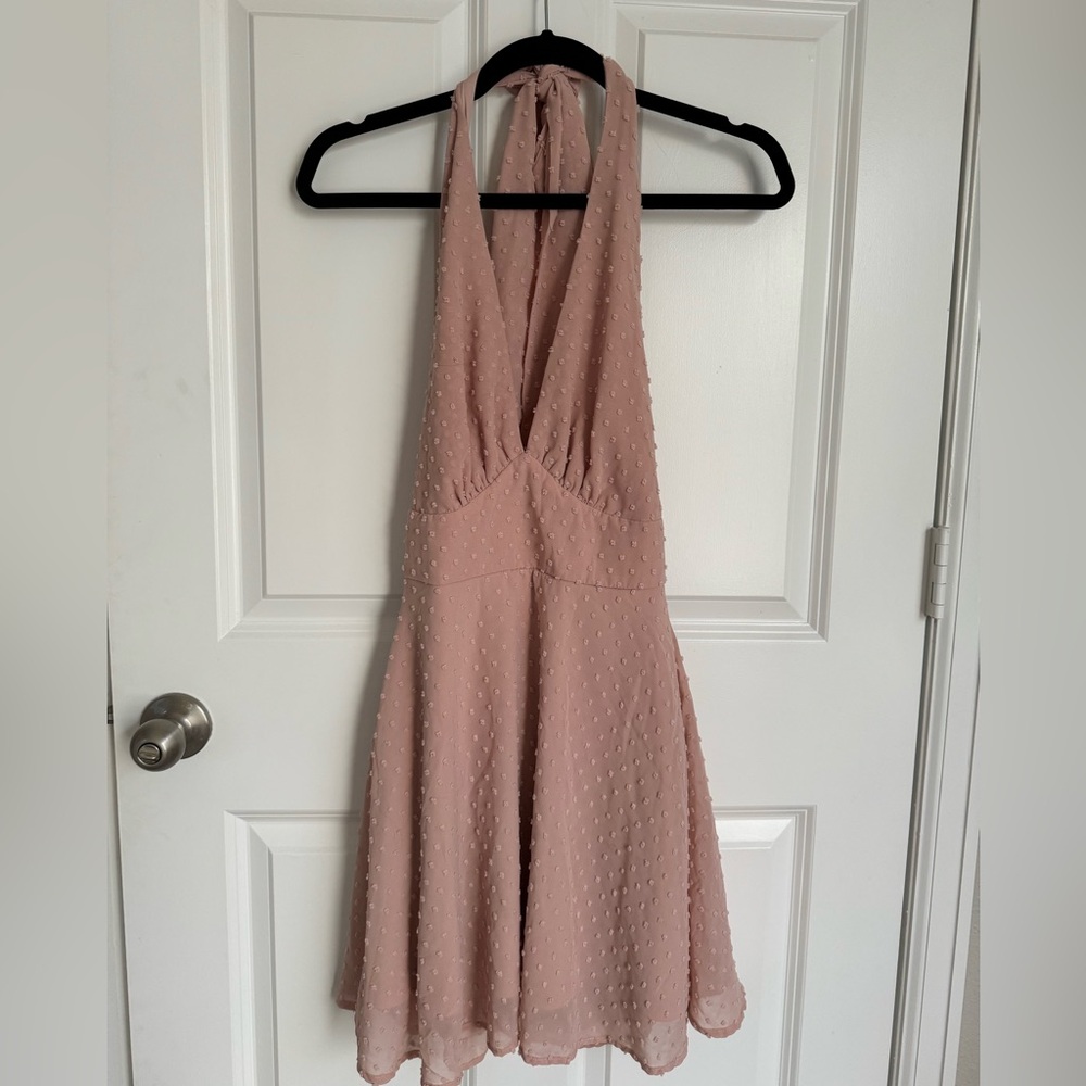 Light Pink Lulu’s Halter Neck Mini Dress Size XS